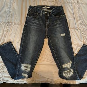 Women’s 27 skinny distressed jeans